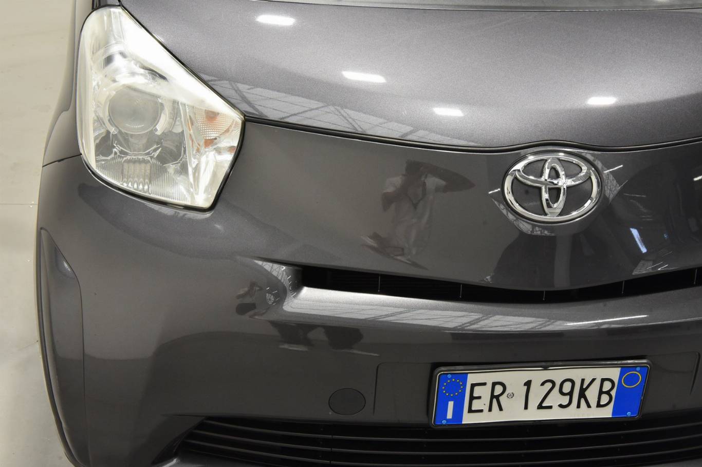 TOYOTA IQ 13