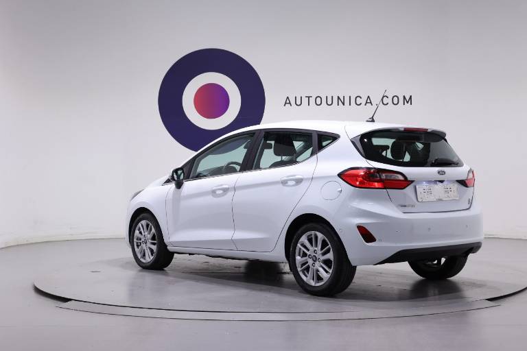 FORD Fiesta 16