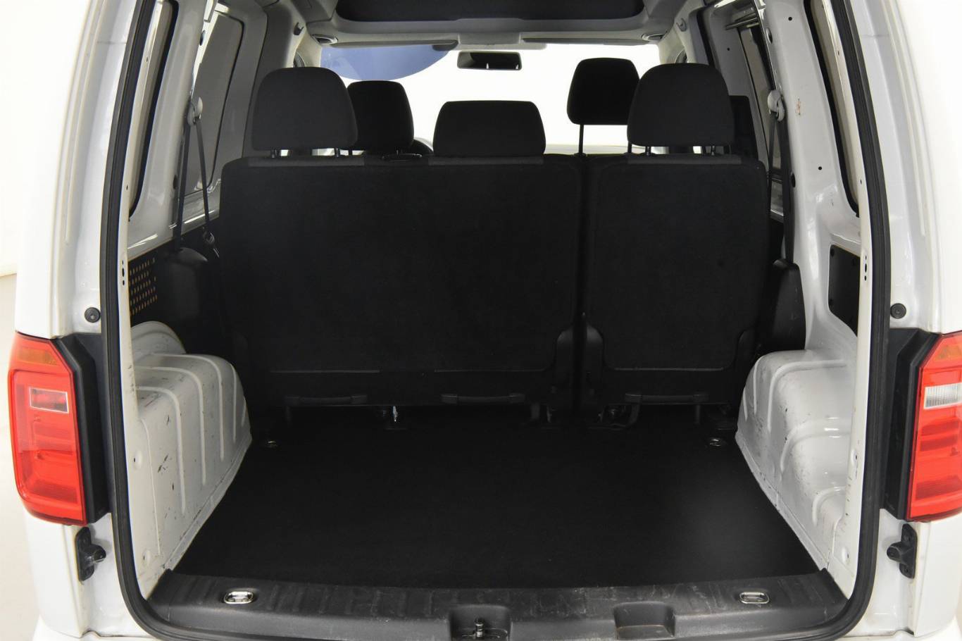 VOLKSWAGEN Caddy 36