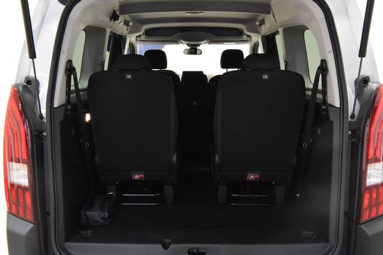 PEUGEOT Rifter 12