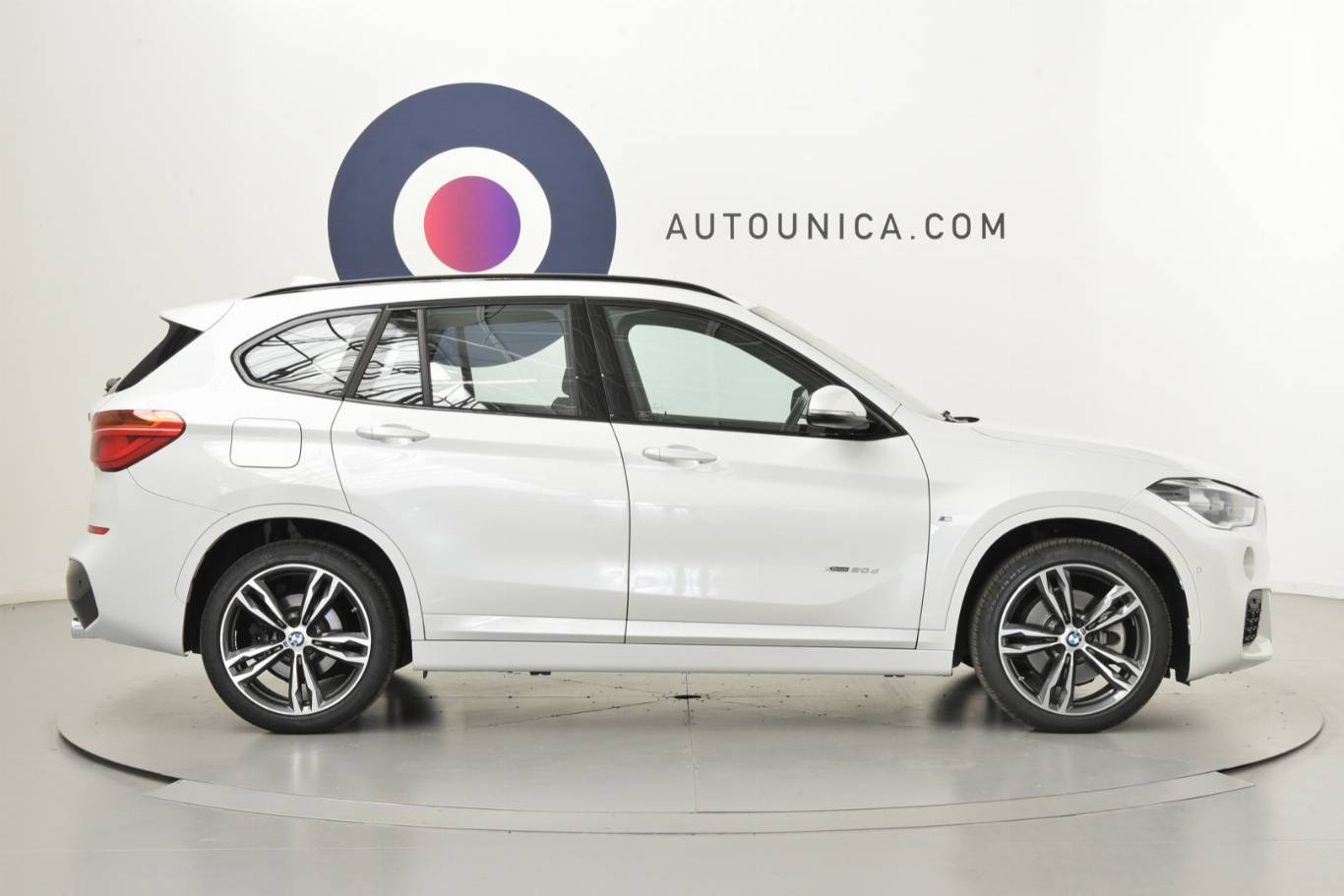 BMW X1 29