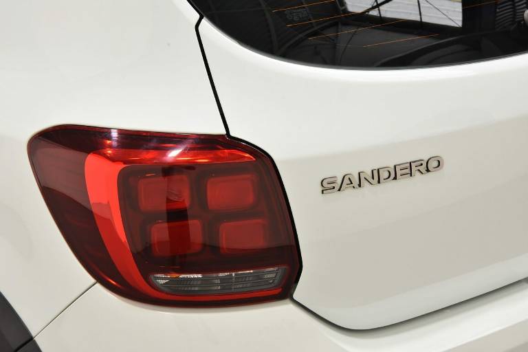 DACIA Sandero 47