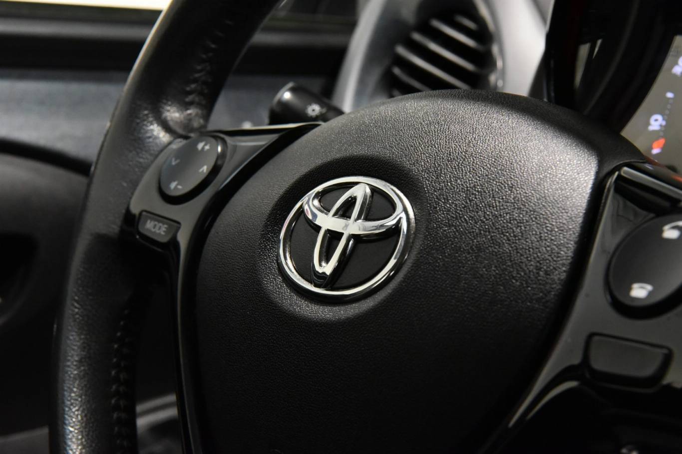 TOYOTA Aygo 11