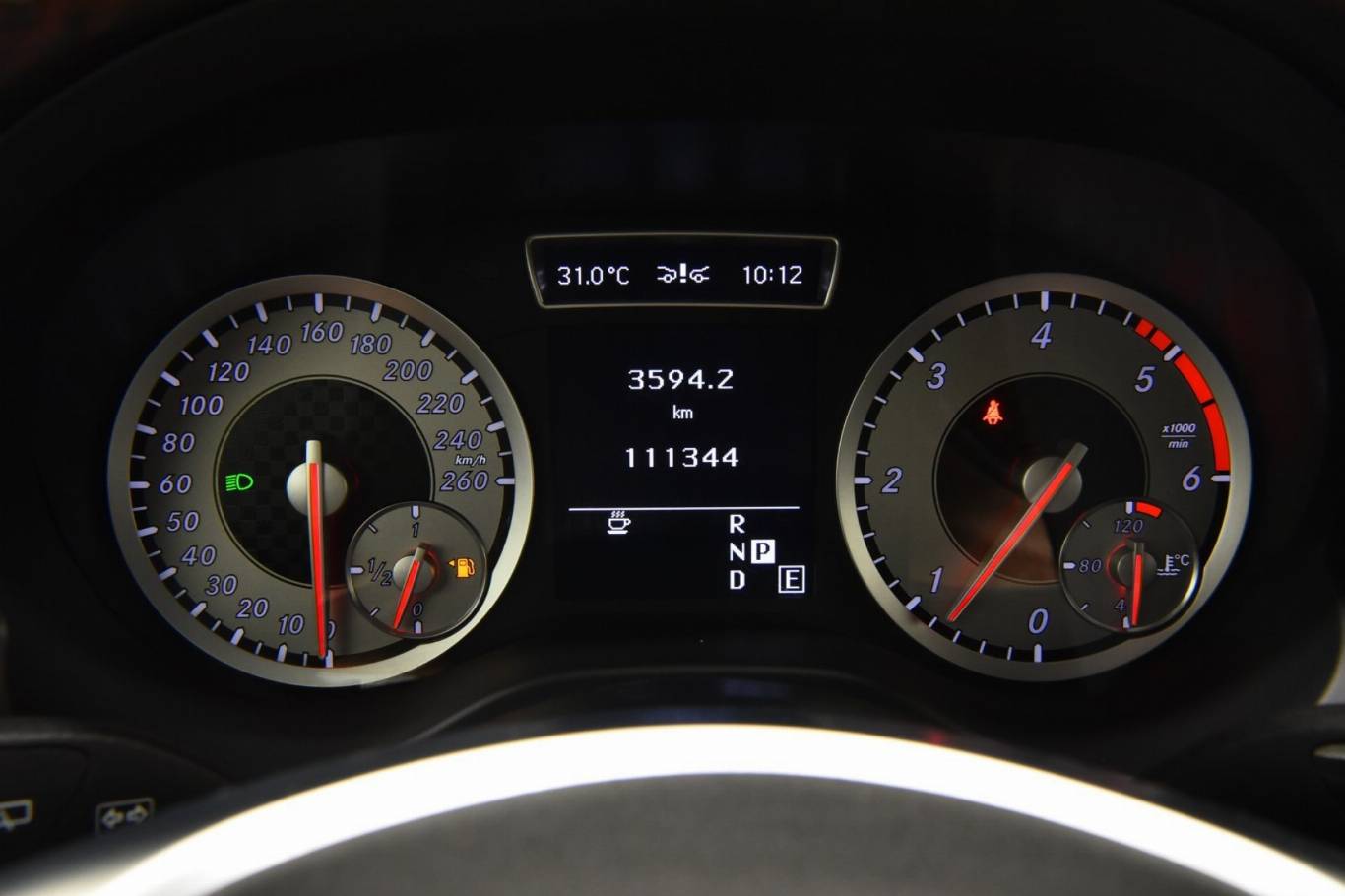 MERCEDES-BENZ A 180 11