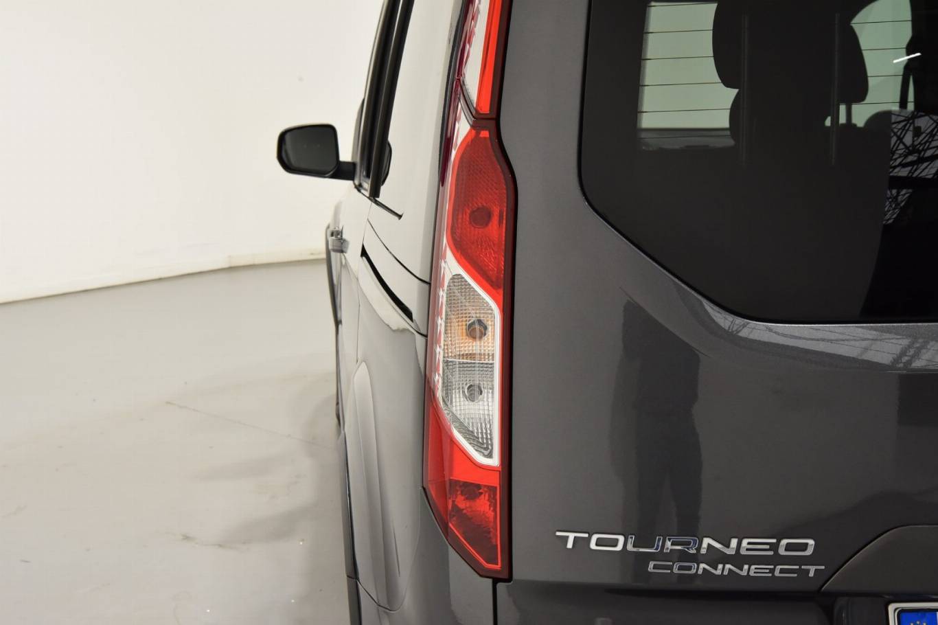 FORD Tourneo Connect 13