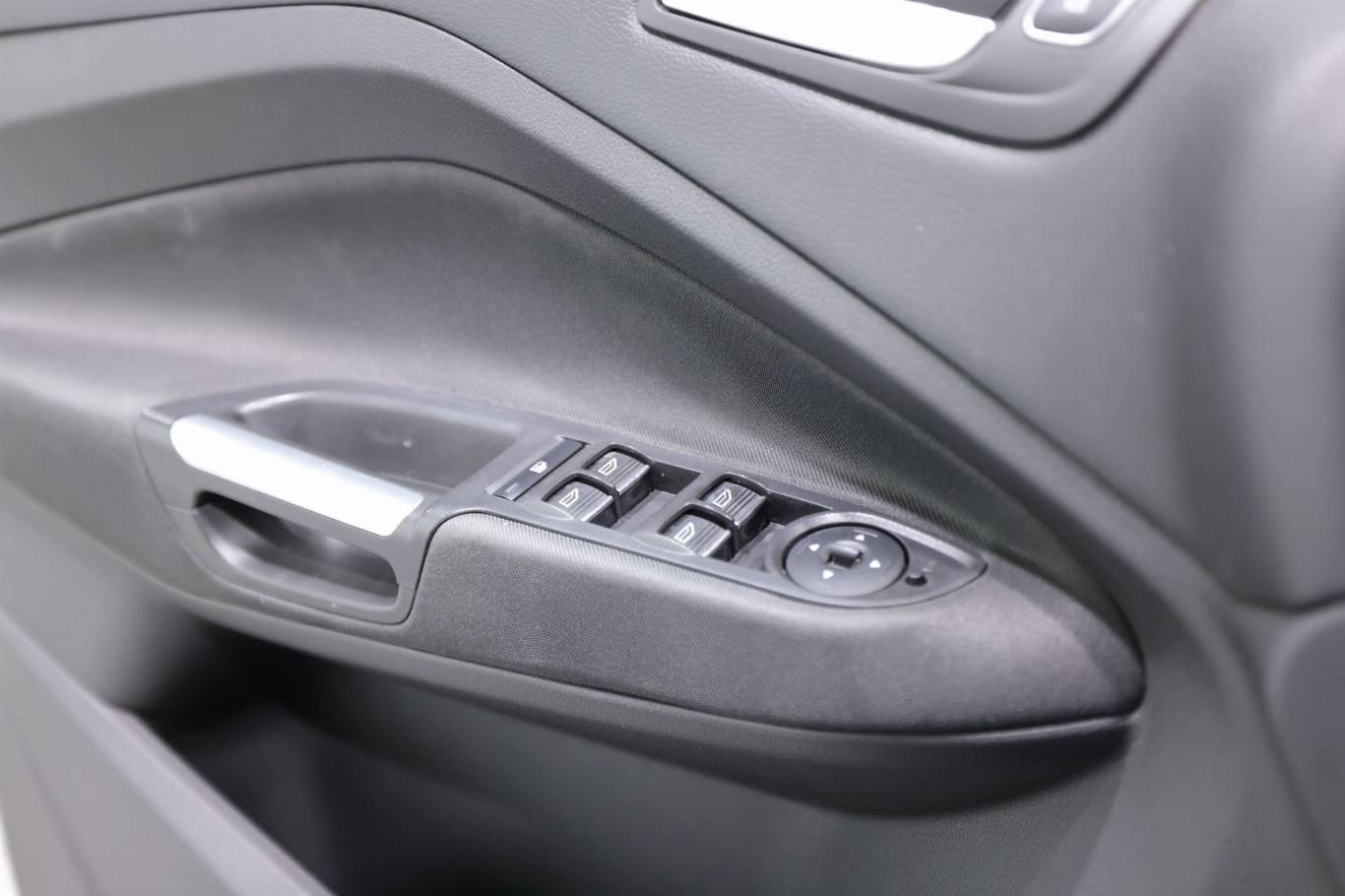 FORD C-Max 37