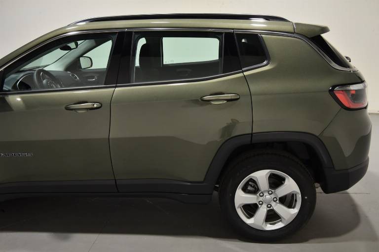 JEEP Compass 57