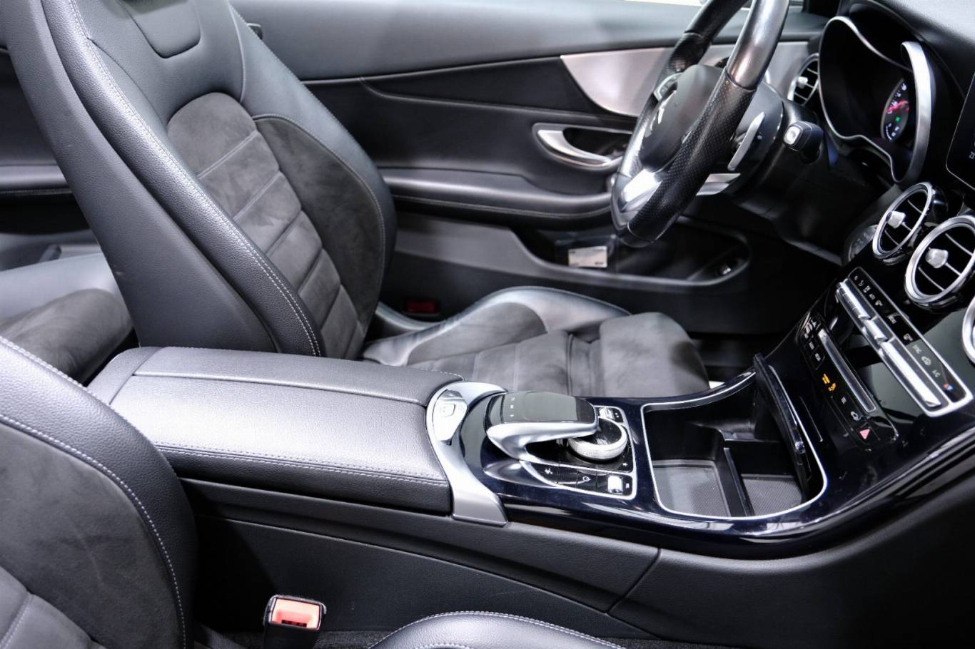 MERCEDES-BENZ C 220 61