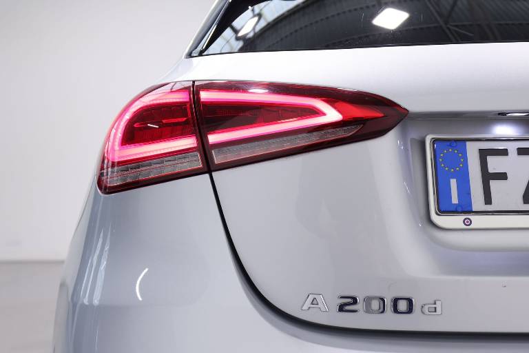 MERCEDES-BENZ Classe A 44