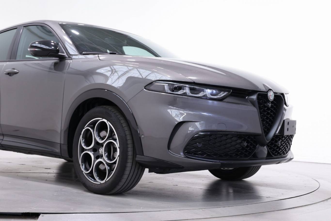 ALFA ROMEO Tonale 11