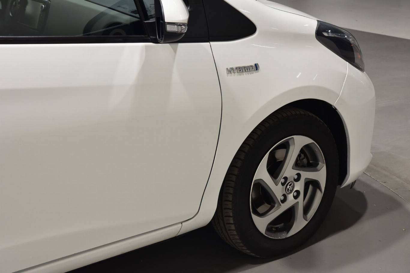 TOYOTA Yaris 50