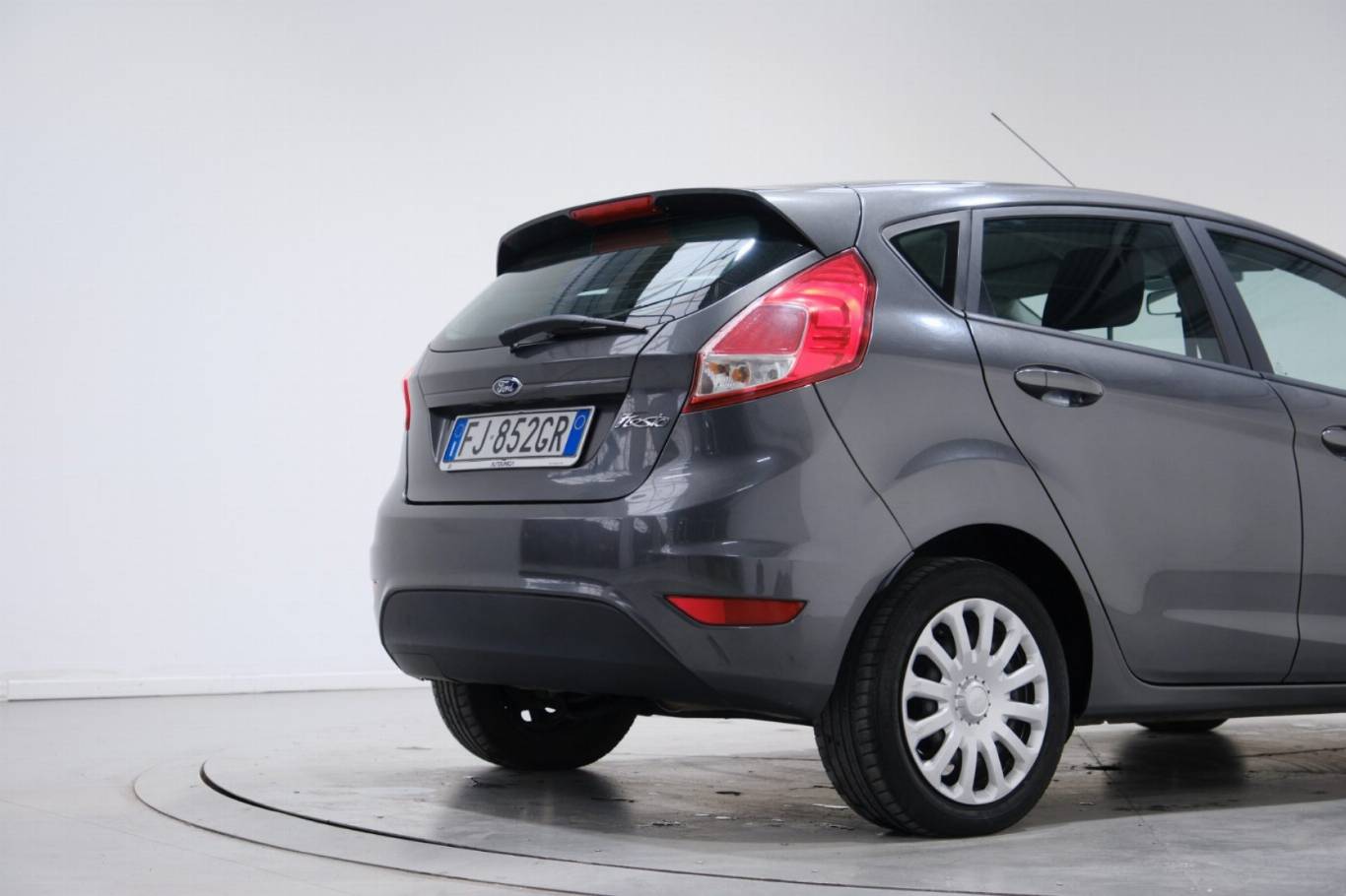 FORD Fiesta 17