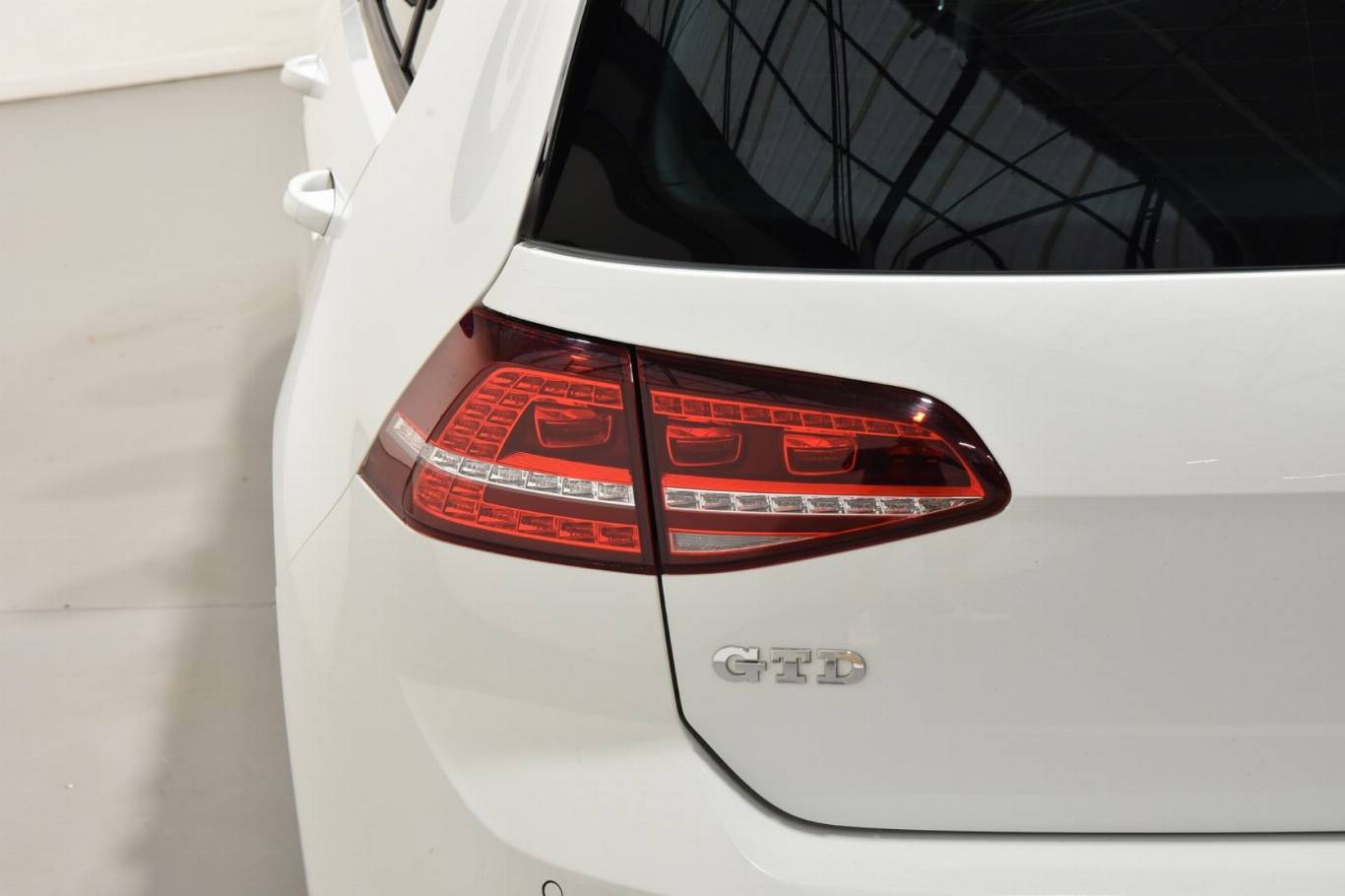 VOLKSWAGEN Golf GTD 31