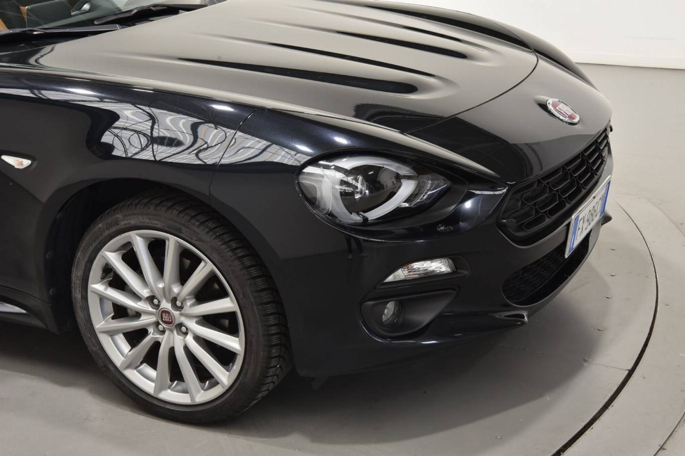 FIAT 124 Spider 34