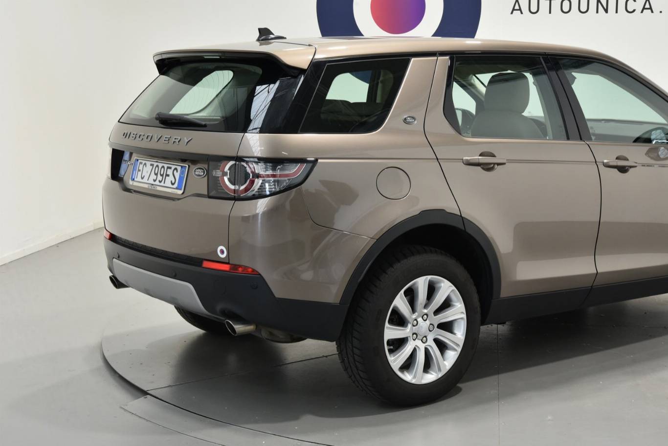 LAND ROVER Discovery Sport 18