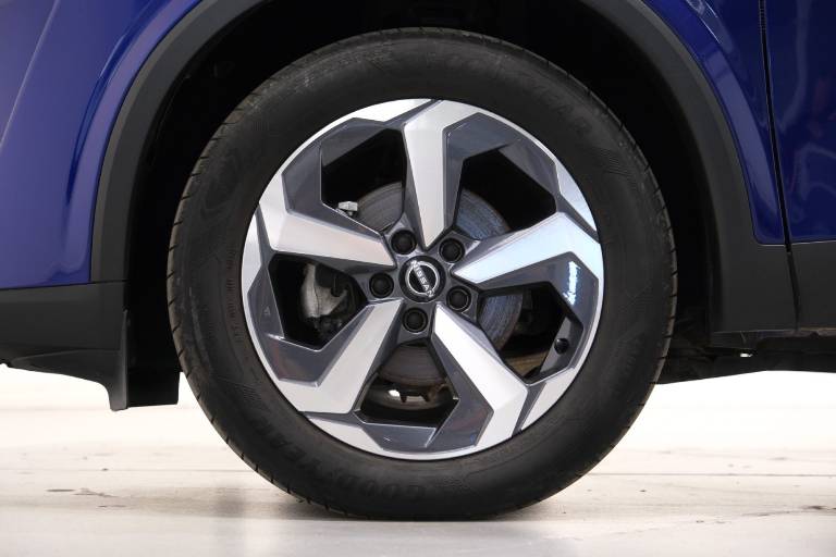NISSAN Qashqai 13