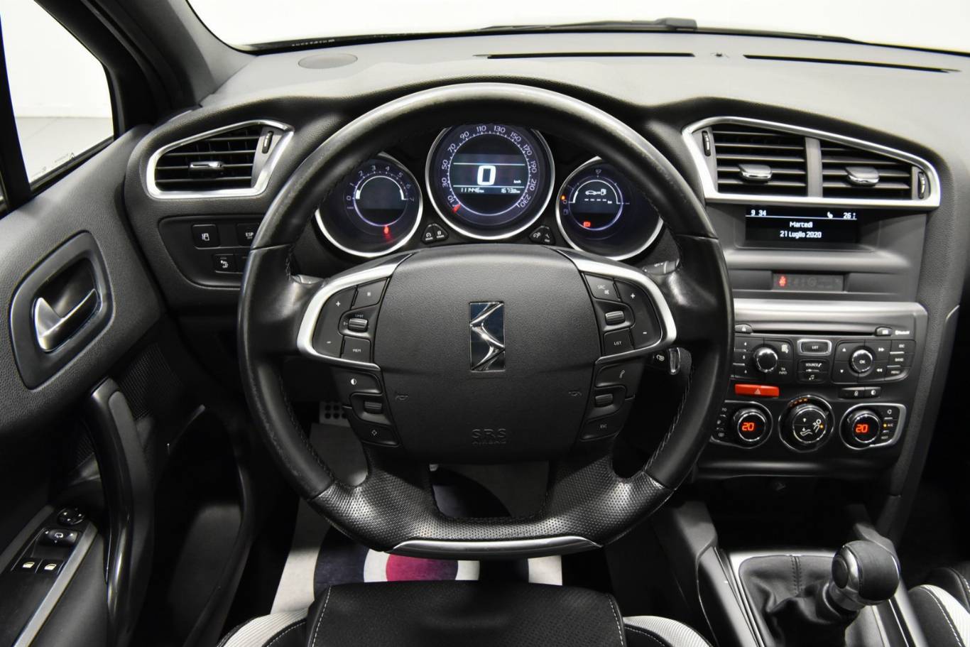 DS AUTOMOBILES DS 4 23