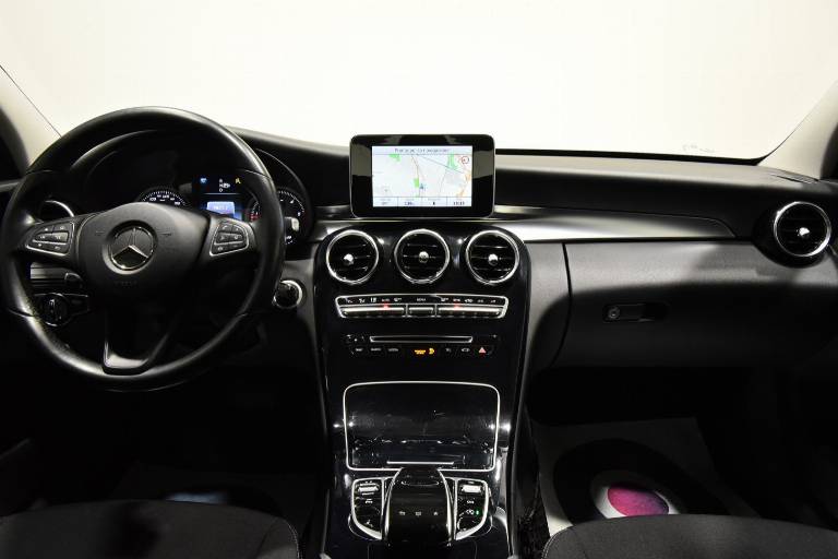 MERCEDES-BENZ C 220 21