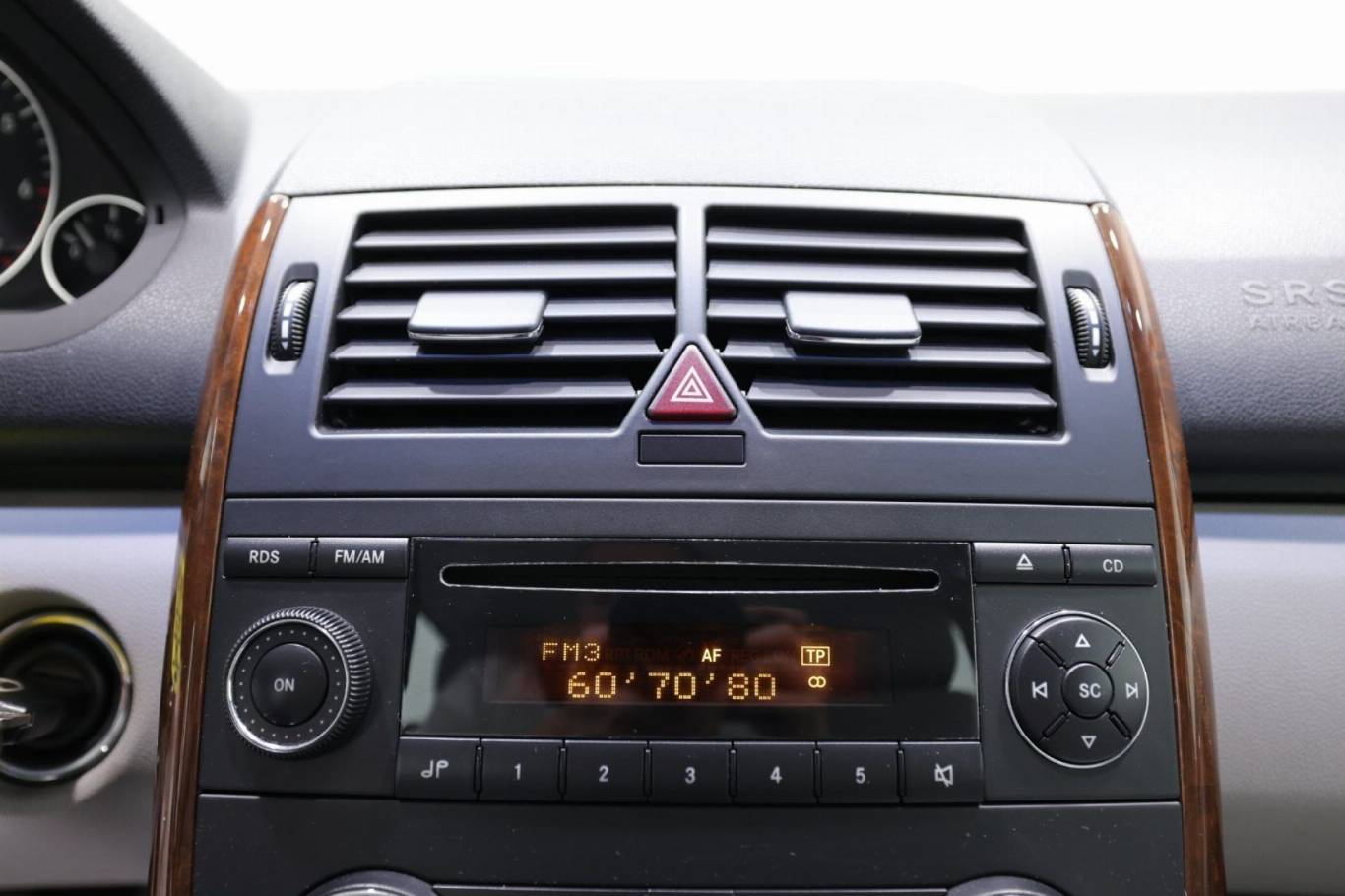 MERCEDES-BENZ Classe A 9