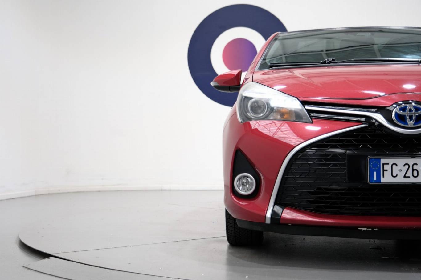 TOYOTA Yaris 51