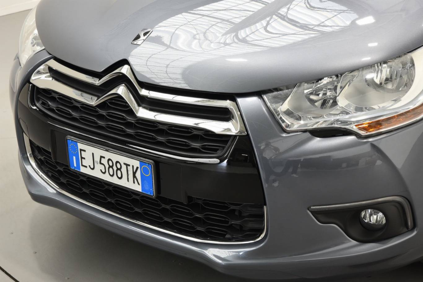 DS AUTOMOBILES DS 4 58