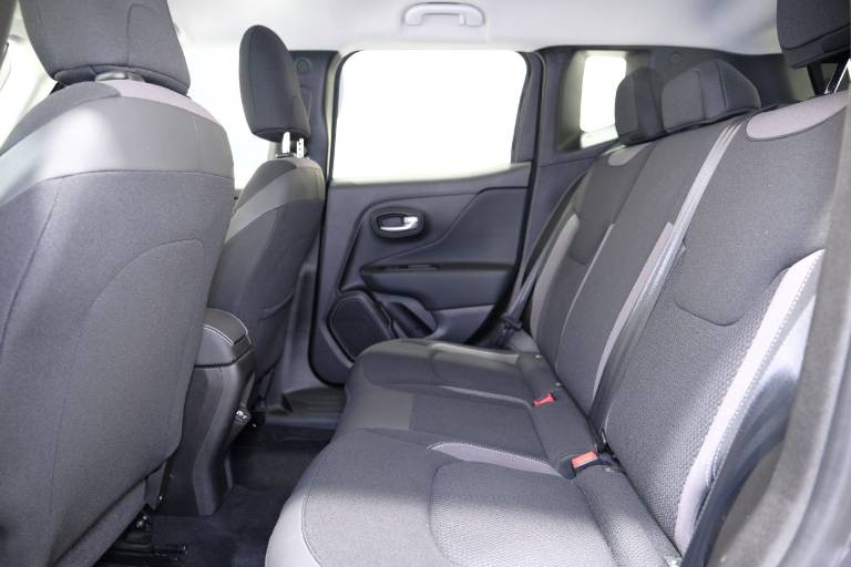 JEEP Renegade 41
