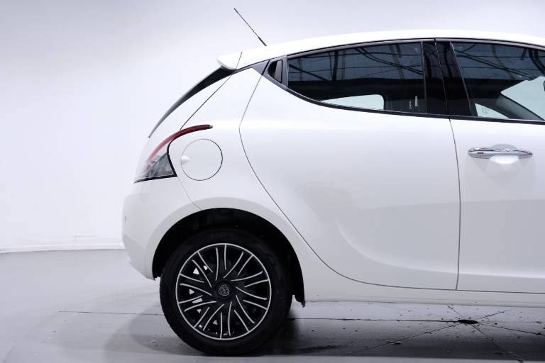 LANCIA Ypsilon 45
