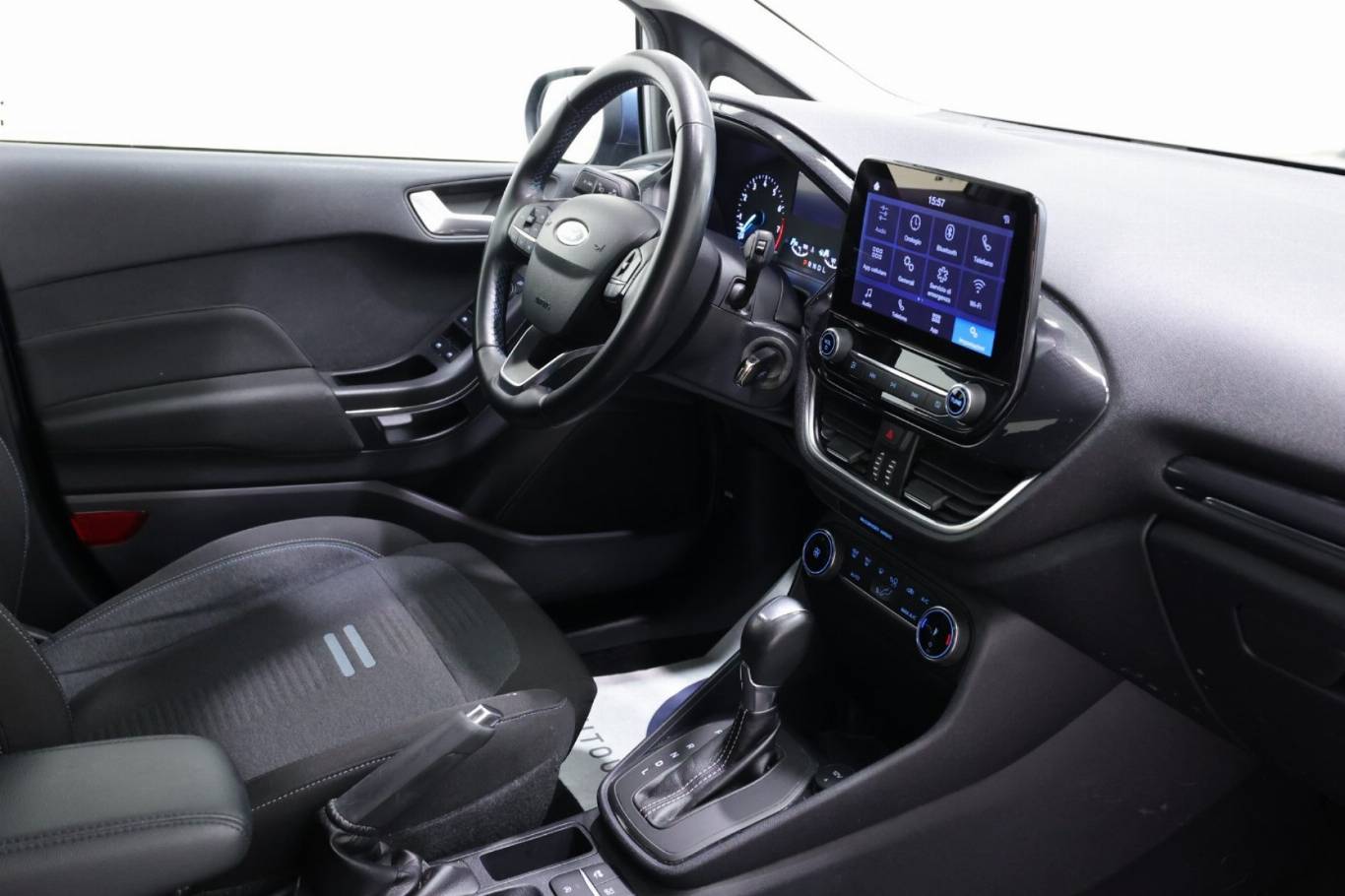 FORD Fiesta 41