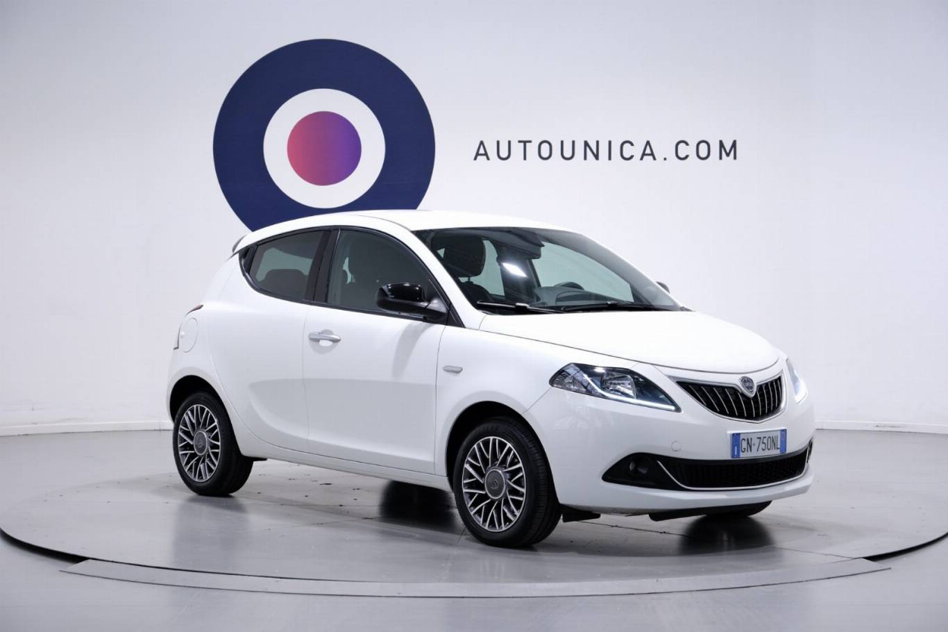LANCIA Ypsilon 3