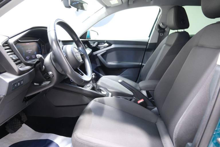 AUDI A1 20