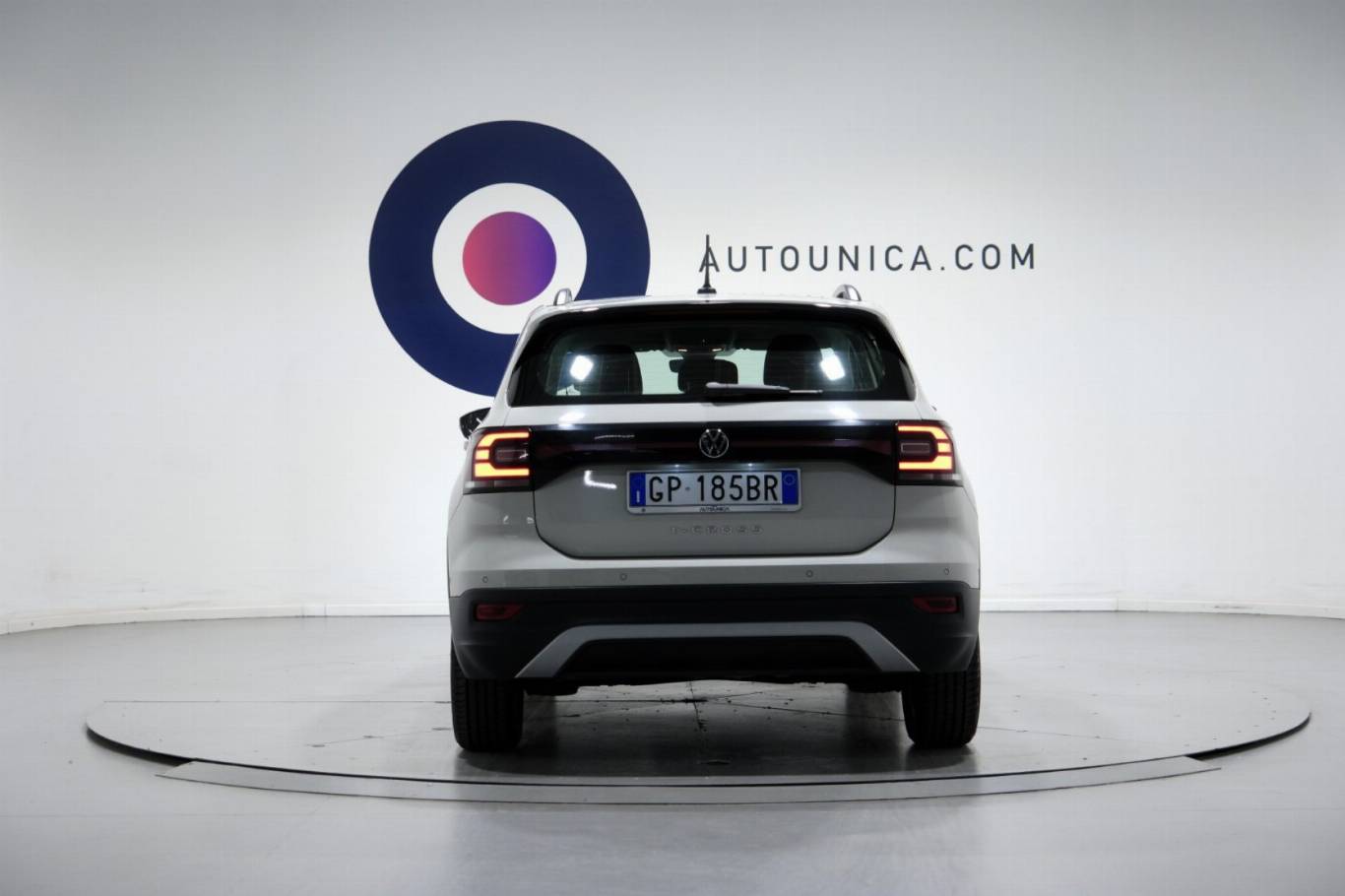 VOLKSWAGEN T-Cross 16