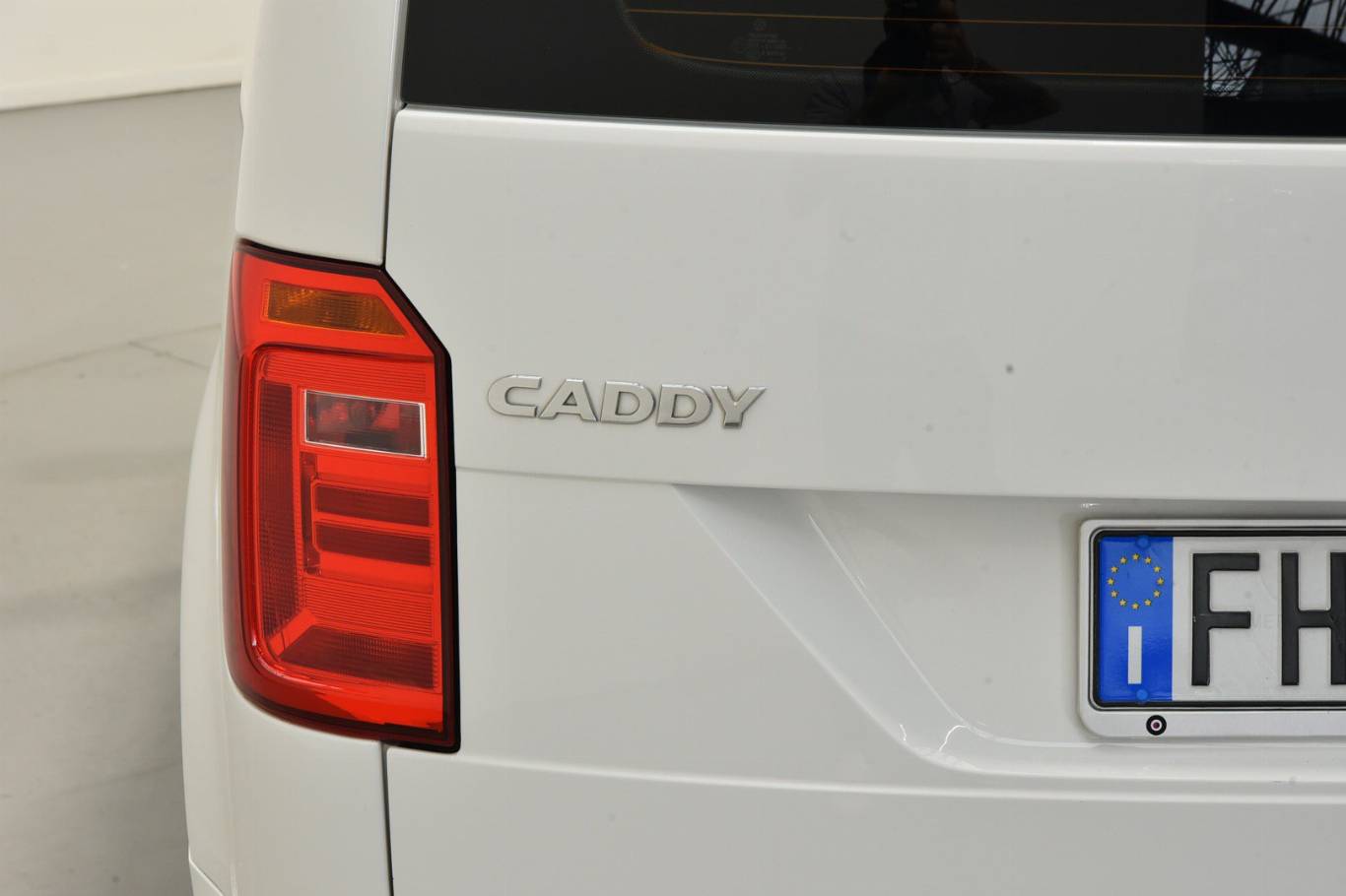 VOLKSWAGEN Caddy 17