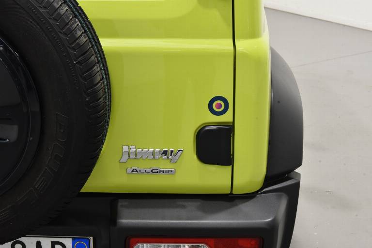 SUZUKI Jimny 19