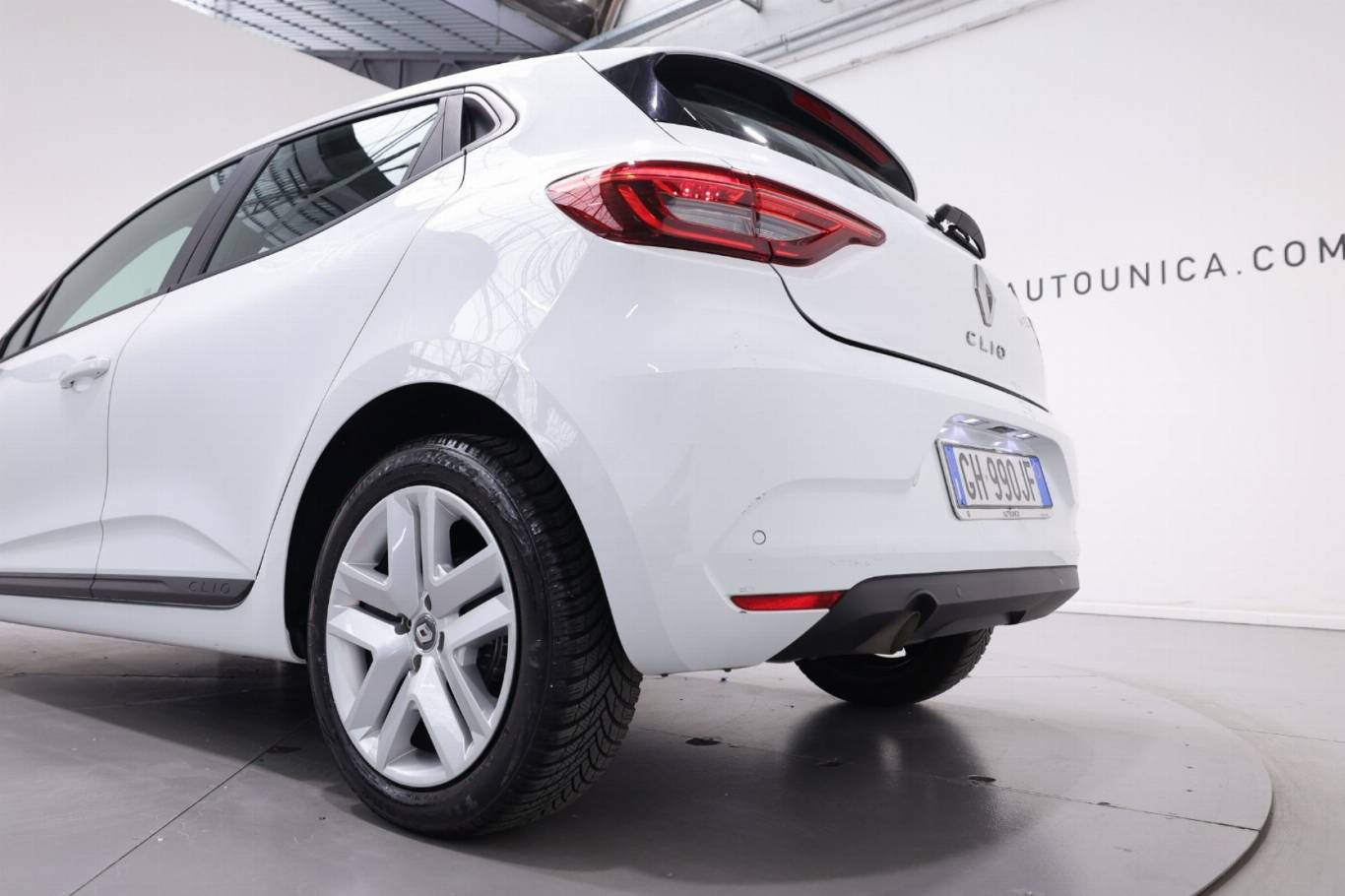 RENAULT Clio 42