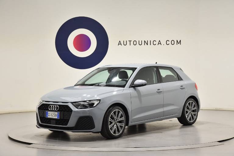 AUDI A1 1