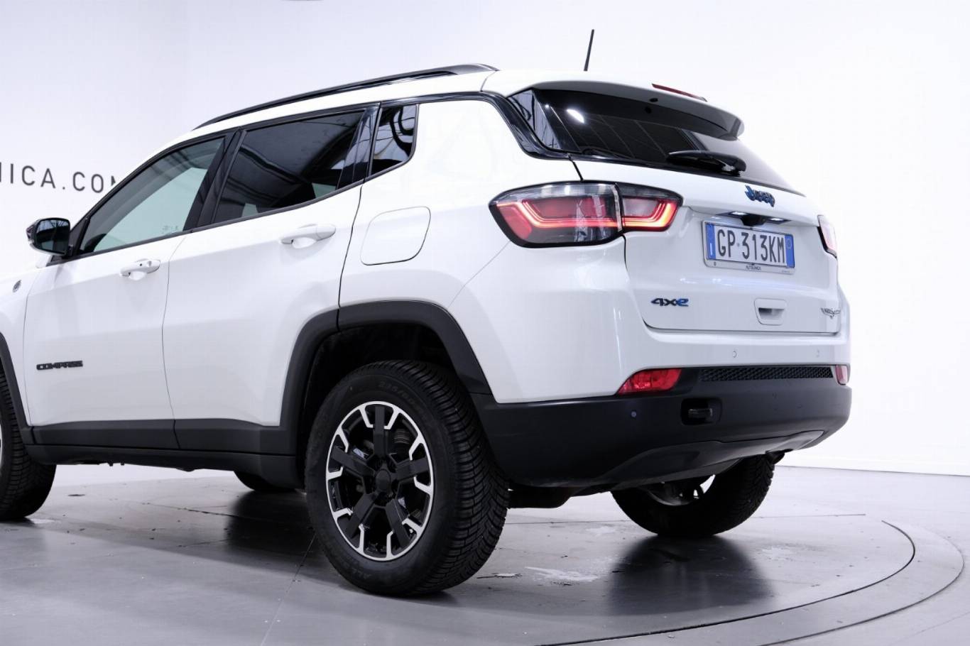 JEEP Compass 55