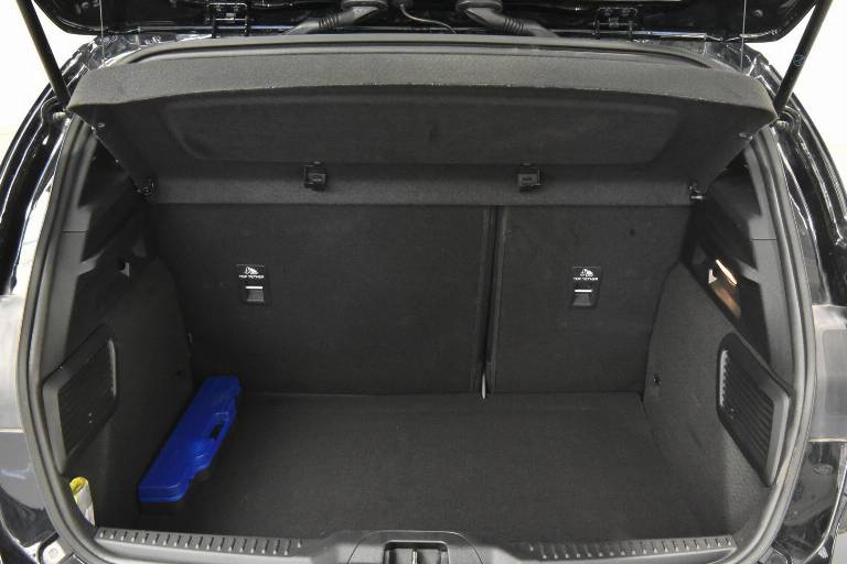 FORD Focus 13