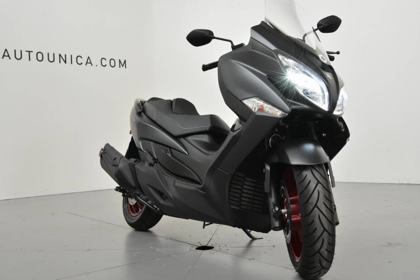 SUZUKI Burgman AN 400 69