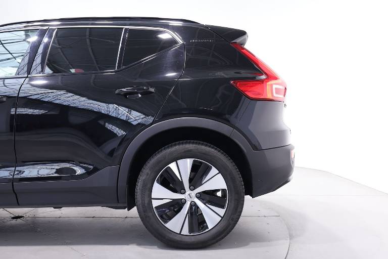 VOLVO XC40 38