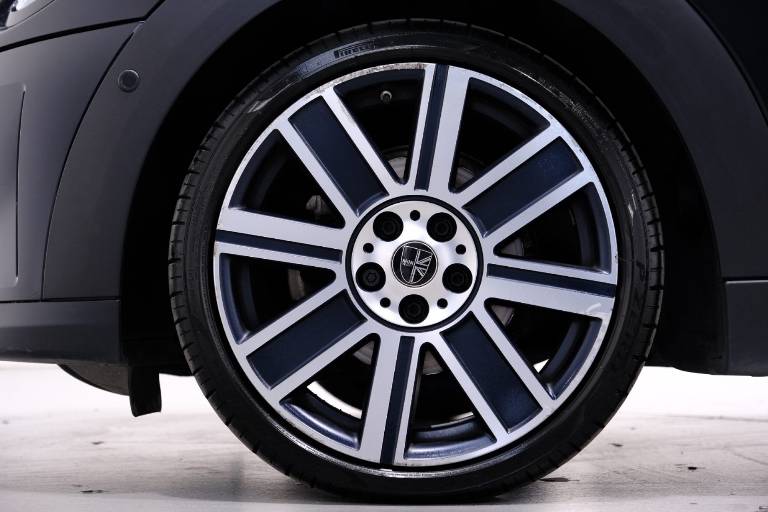 MINI Cooper 18