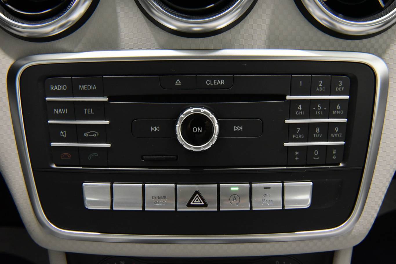 MERCEDES-BENZ A 200 44