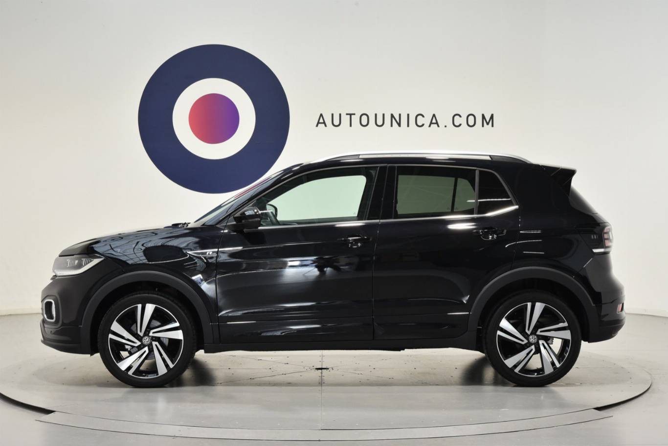 VOLKSWAGEN T-Cross 32