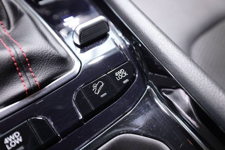JEEP Compass 35