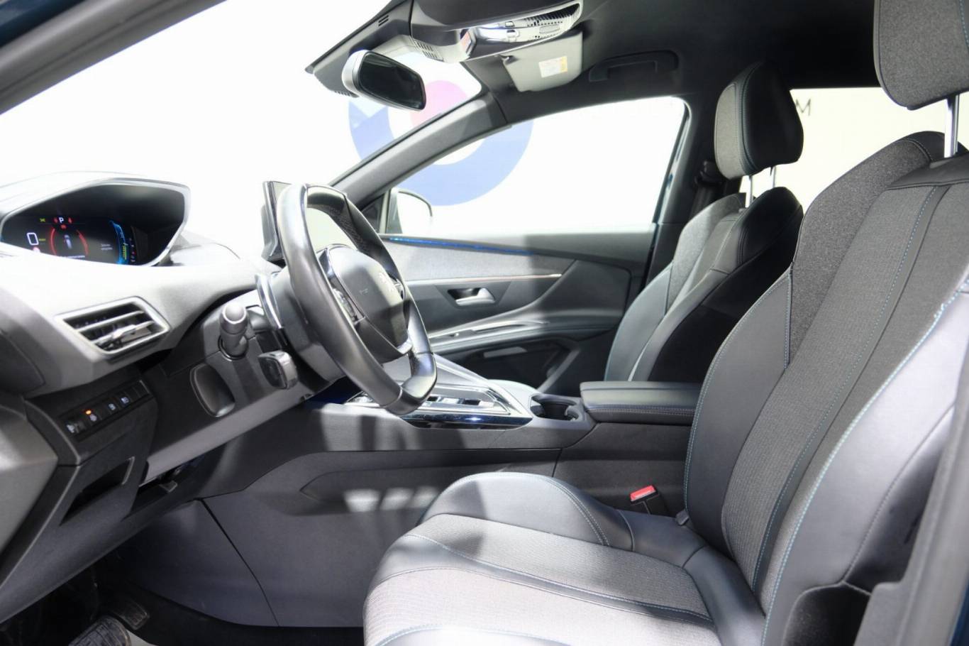 PEUGEOT 3008 21