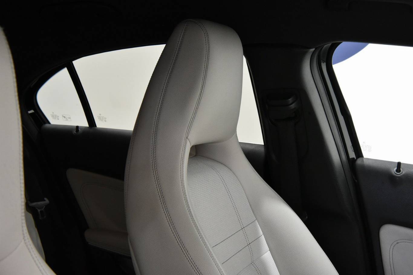 MERCEDES-BENZ A 180 39