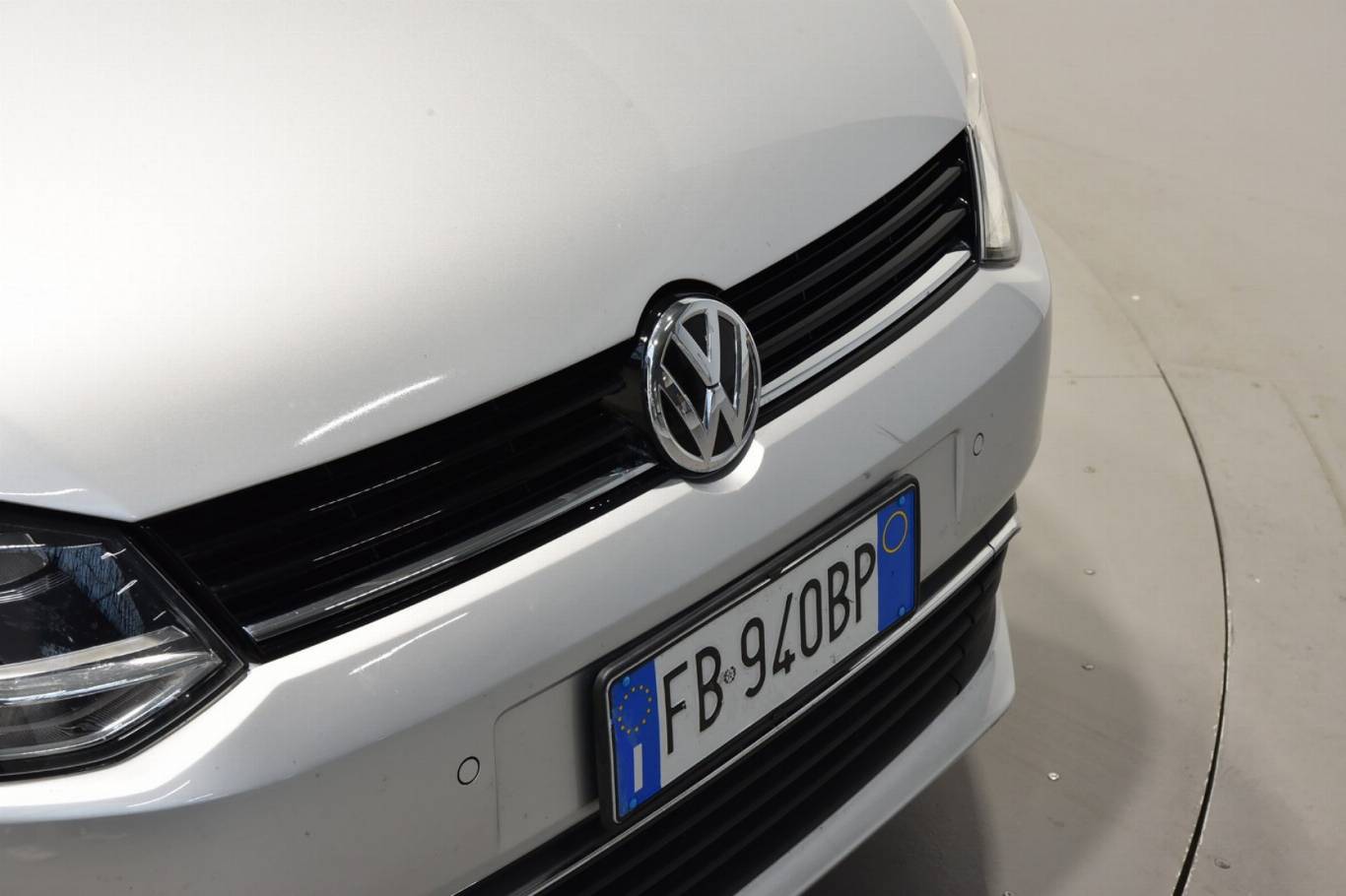 VOLKSWAGEN Polo 33