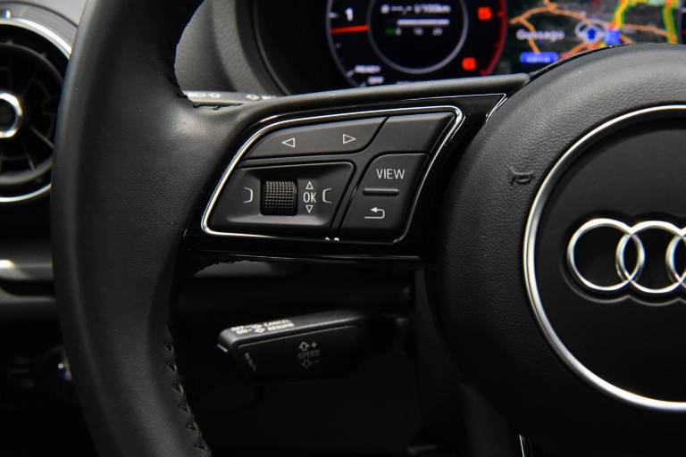 AUDI A3 7