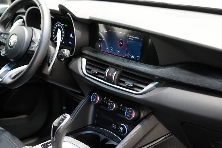 ALFA ROMEO Stelvio 54