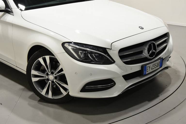 MERCEDES-BENZ C 220 56
