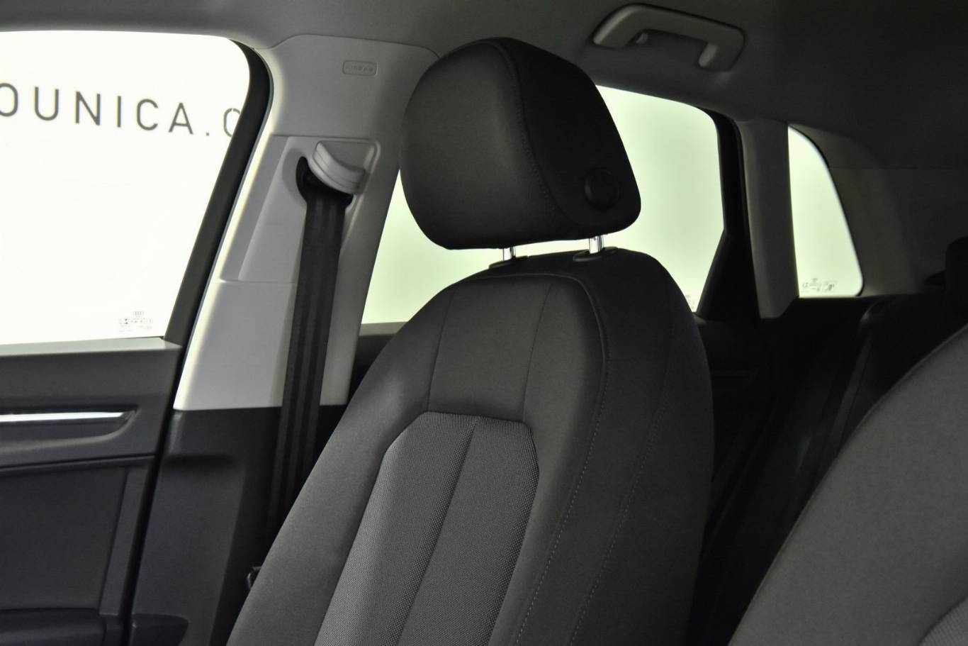 AUDI Q3 43